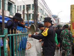 Aksi Bersih-bersih TNI-Polri dan Warga Warnai Program “Jaga Jakarta Bersih” di Ciputat, Tangerang Selatan