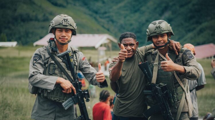 Amankan Aktivitas Ekonomi Warga, Satgas Ops Damai Cartenz-2026 Perkuat Rasa Aman di Kiwirok, Pegunungan Bintang
