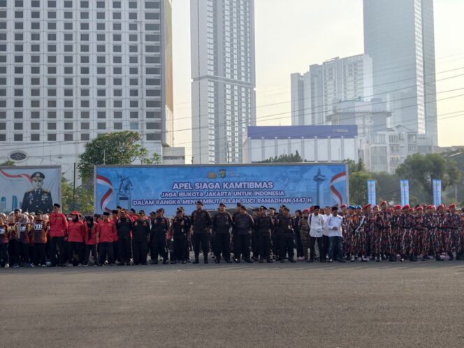
					Kapolda Metro Jaya Gelar Apel Siaga Kamtibmas Sambut Ramadan, Libatkan 10.000 Orang