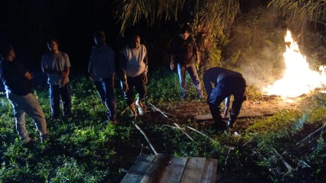 
					Polsek Bilah Hulu Grebek Sarang Narkoba di Dusun Mual Mas, Warga Apresiasi Polisi