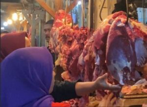 Lonjakan Pembeli Jelang Puasa, Pasar Parakanmuncang Ramai Sejak Pagi