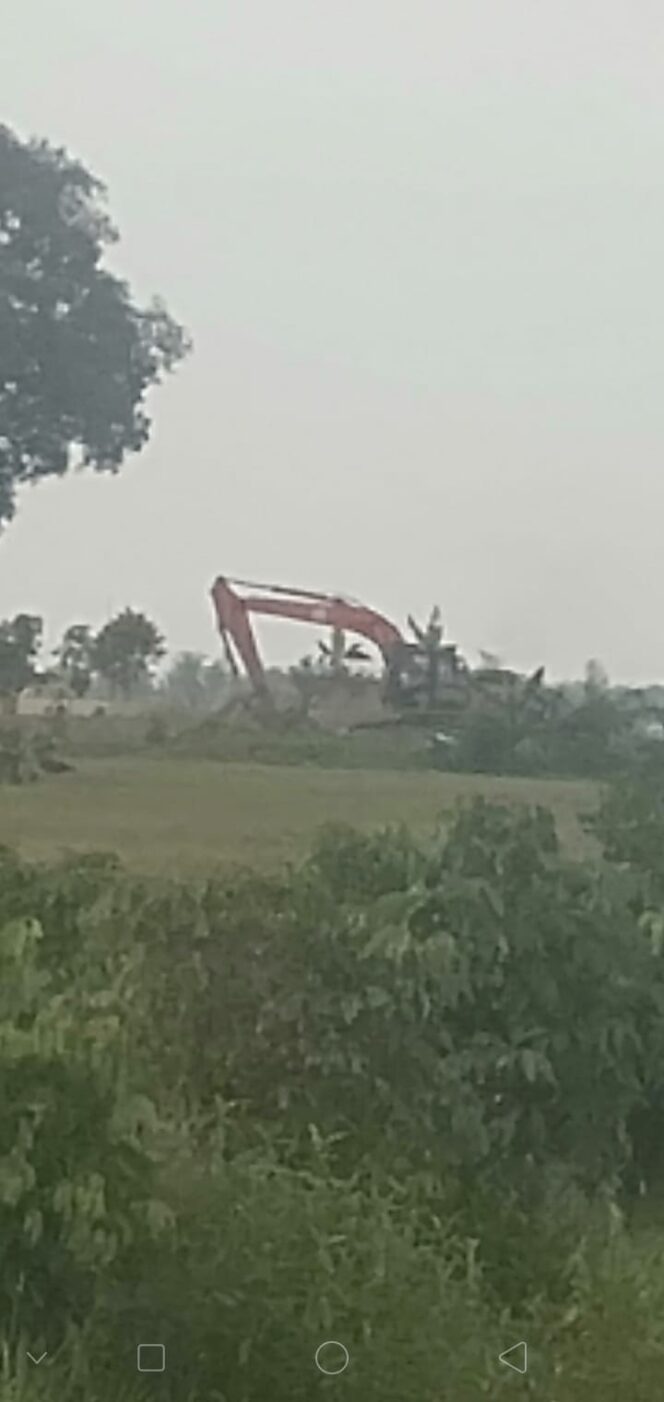 
					Kegiatan Galian C Ilegal di Desa Sei Raja, Dusun Pabrik Lama II: Ancaman Hukum Menanti Pelaku