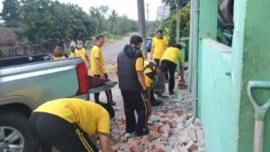 Program BELIDA ASRI Menjangkau Semua Lini, Polsek Gunung Megang. Bersihkan dan Bantu Renovasi Masjid Al Ikhlas