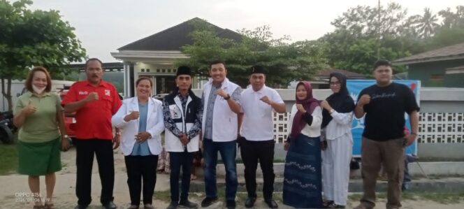 
					DPD PSI Labuhanbatu Selatan Berbagi Takjil, Wujud Kepedulian di Bulan Ramadan
