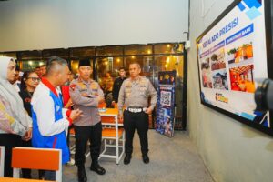 Momen Kapolri Interaksi-Serap Aspirasi Ojol di Kedai Ado Presisi