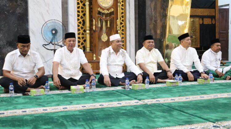 Wakapolres Labuhanbatu  Hadiri Peringatan Malam Nuzulul Qur’an 17 Ramadhan 1447 H di Masjid Raya Al-Ikhlas