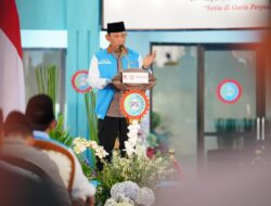 Kapolri di Hadapan Buruh: Satukan Tekad dan Barisan untuk Wujudkan Indonesia Emas 2045!