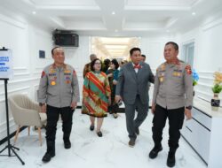 Perkuat Kebijakan Berbasis Data, Wakapolri Komjen Pol. Dedi Prasetyo Rilis Dua Buku