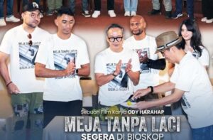 Dibalik Produksi “Meja Tanpa Laci”: Upaya Reborn Initiative Memicu Polemik Cerdas