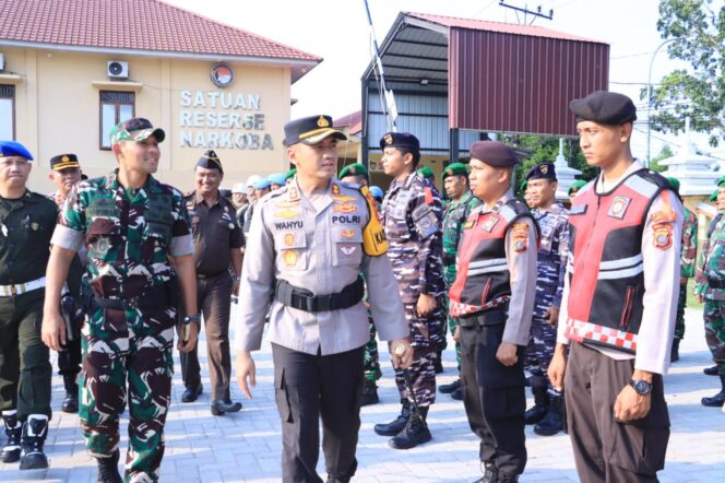 
					Apel Gelar Pasukan Operasi Ketupat Toba 2026, Polres Labuhanbatu Siap Amankan Idul Fitri