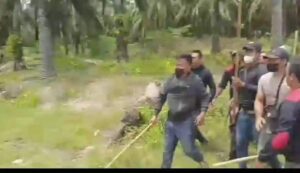 Masyarakat Desa padang sari dan keluarga Desak Polres Asahan Segera Tetapkan Tersangka Kasus Pengeroyokan di Eks HGU BSP
