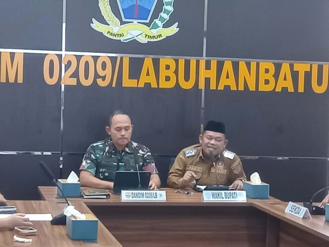 
					Kasdim 0209/LB: Persiapan Lahan Eks HGU PTPN 3 Selesai, Danyon 956/TP Jelaskan Pembentukan Yonif Berbasis 8 Strategi Ekonomi Pusat