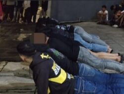 Puluhan Botol Miras diamankan Polres Sumedang Dari Pelaku Takbir Keliling