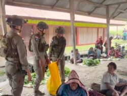 Patroli Humanis Jadi Ruang Harapan, Satgas Damai Cartenz Dorong Perputaran Ekonomi Mama-Mama Sinak