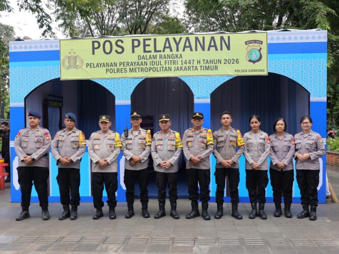 
					Operasi Ketupat 2026 Merupakan Operasi Kemanusiaan, Polri Pastikan Masyarakat Merasa Aman Saat Berlibur