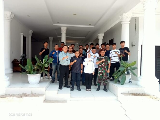 
					Bupati Labuhanbatu Maya Hasmita Dukung Tim Kesebelasan Poslab : Poslab Siap Tempur Di Kompetisi Liga 4 , Laga Perdana Poslab Hadapi Kwarta 