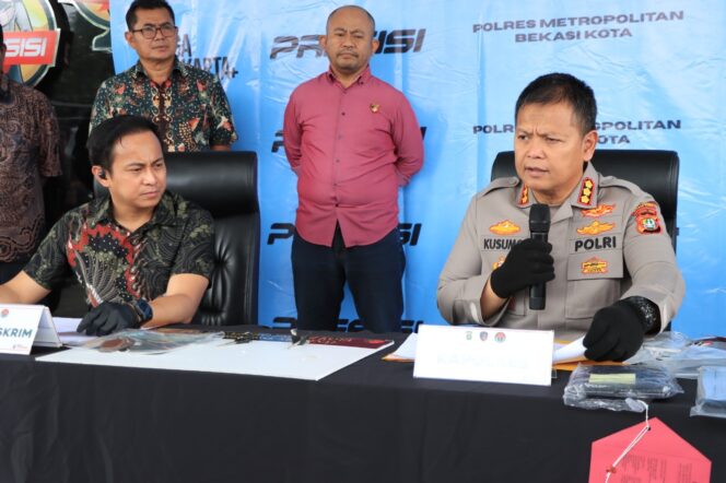 
					Polres Metro Bekasi Kota Ringkus Pencuri Spesialis ‘Rumsong’ dan 4 Penadah di Jatiasih