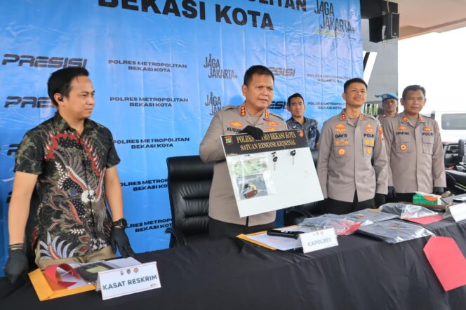 
					Polres Metro Bekasi Kota Ringkus Penarik Motor Paksa di Narogong, 4 Pelaku Masih Buron