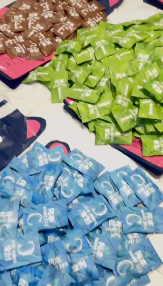 
					Polda Metro Jaya Gagalkan Peredaran 1.409 Vape Etomidate di Jaktim, 1 Wanita Diamankan