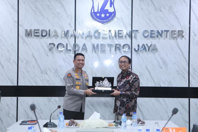 
					PPATK Studi Tiru Komunikasi Publik di Era Digital ke Bidhumas Polda Metro Jaya