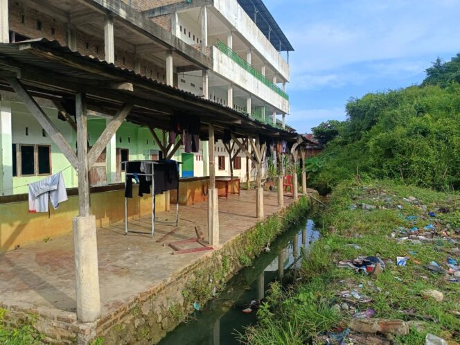 
					Mediasi Buntu, Yayasan Pesantren Darul Sholihin Diduga Kuasai Tanah Tanpa Hak