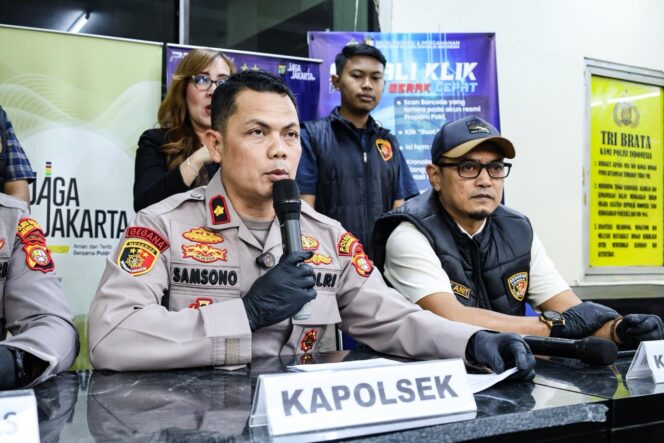 
					Polisi Gerak Cepat! 2 Copet Viral di Jatinegara Ditangkap dalam Hitungan Jam, Sebuah Sajam Disita