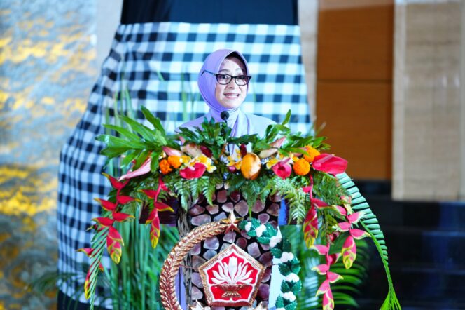 
					Panglima TNI Apresiasi Dharma Pertiwi pada HUT ke-62: Perkuat Peran Keluarga Menuju Indonesia Maju