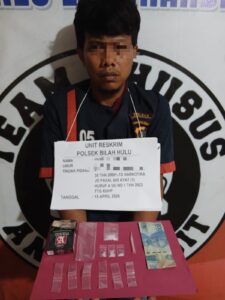 Lagi Transaksi Naarkoba Puput  di Ciduk Polisi di Bangunan Sekolah