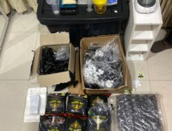 POLDA METRO JAYA MEMBONGKAR CLANDESTINE LAB NARKOTIKA JENIS TEMBAKAU SINTETIS