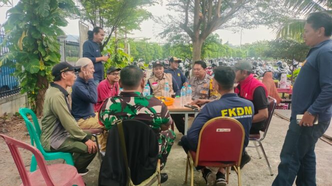 
					Hadir Lebih Dekat, Ngopi Kamtibmas di Cakung Timur Perkuat Rasa Aman dan Ajak Warga Manfaatkan Layanan Polisi 110