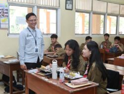 SPPG Pejaten Sajikan MBG Prasmanan Perdana, Kepala Sekolah: Terima Kasih, Ini Sangat Membantu Siswa