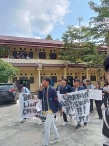 BEM IAKN Tarutung Gelar Aksi Tuntut Transparansi Beasiswa PPA yang Tak Kunjung Terealisasi