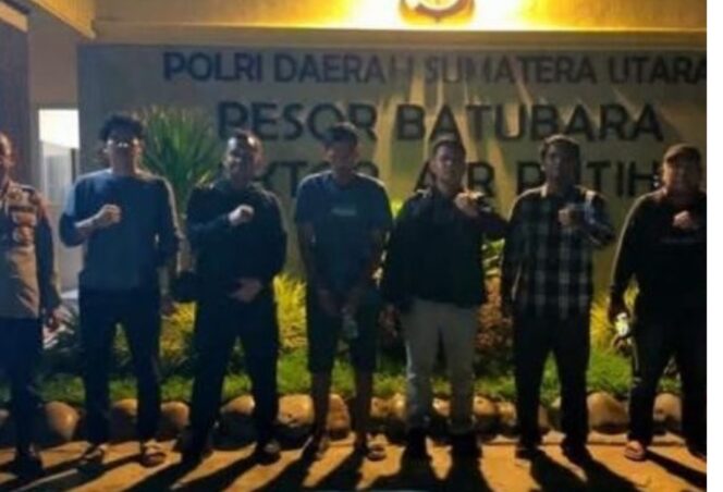 
					Satreskrim Polres Labuhanbatu Selatan Tangkap  Oknum Guru P3K Pelaku Pencabulan Siswa