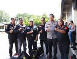 Aksi Sosial Kapolres Bekasi Kota, Warga hingga Ojol Terima Sembako Gratis