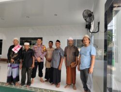 Polsek Cakung Gelar Safari Religi di Penggilingan, Sosialisasikan Program Layanan Polisi 110 dan Gerakan Ibu Memanggil