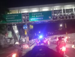 Brimob Polda Metro Jaya Gagalkan Tawuran Subuh, Sajam 2 Meter Diamankan di Jakarta Timur