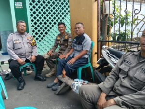 Ngopi Kamtibmas, Cara Humanis Polisi dan Warga Ciracas Menjaga Lingkungan Tetap Aman