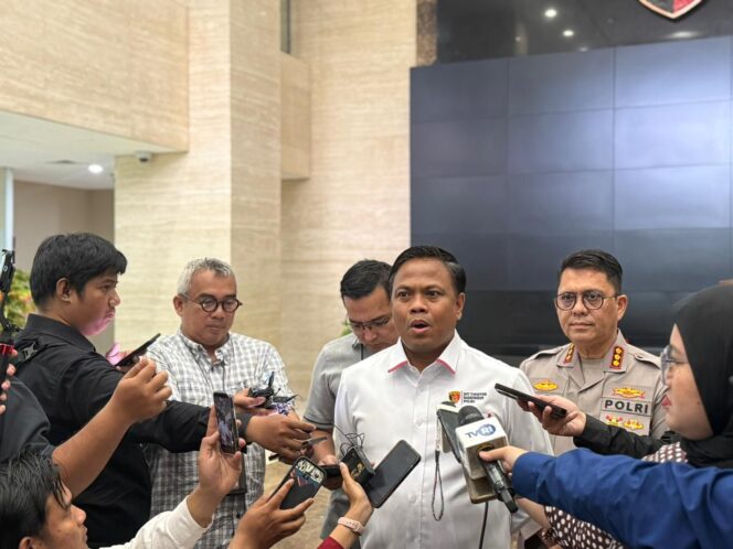 
					Bareskrim Polri Dalami Dugaan Pemberangkatan Haji Ilegal, 8 Calon Jemaah Digagalkan Berangkat