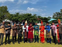 Kadis Pendidikan Labuhanbatu Pimpin Upacara Hardiknas di SMPN 1 Bilah Barat, Tegaskan Komitmen Bangun Generasi Unggul  Berkarakter