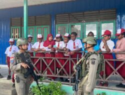 Satgas Ops Damai Cartenz Gelar Patroli Dialogis dan Sambang ke SDN Bale, Perkuat Kedekatan Humanis dengan Masyarakat