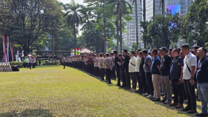 
					Polda Metro Jaya Siapkan 3.545 Personel untuk Pelayanan Aksi Hardiknas