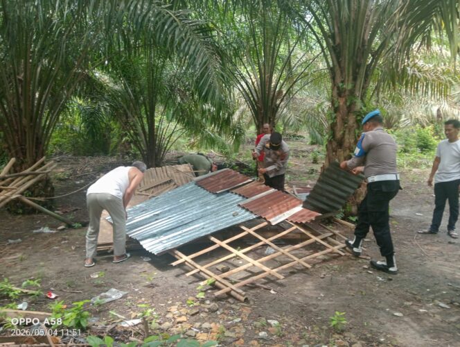
					Gerebek Sarang Narkoba di Air Merah, Polisi Bongkar Gubuk Diduga Tempat Penyalahgunaan Sabu