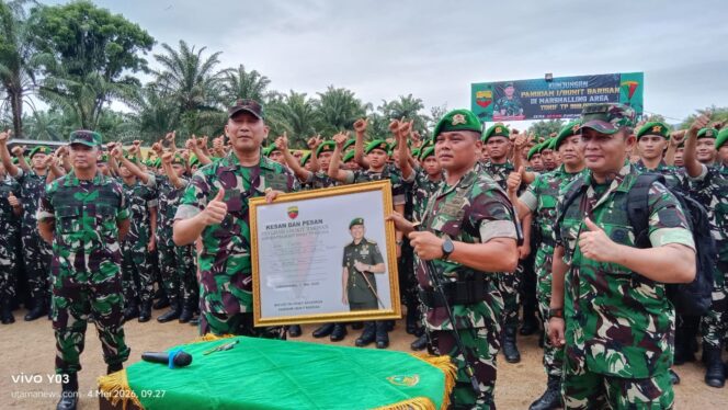 
					Pangdam I/Bukit Barisan Mayjen TNI Hendy Antariksa Tinjau Batalyon TP 956/Sultan Bidar Alam