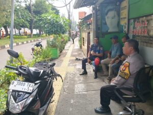Bhabinkamtibmas Susukan Giat Sambang dan Ngopi Kamtibmas, Pererat Sinergi dengan Warga