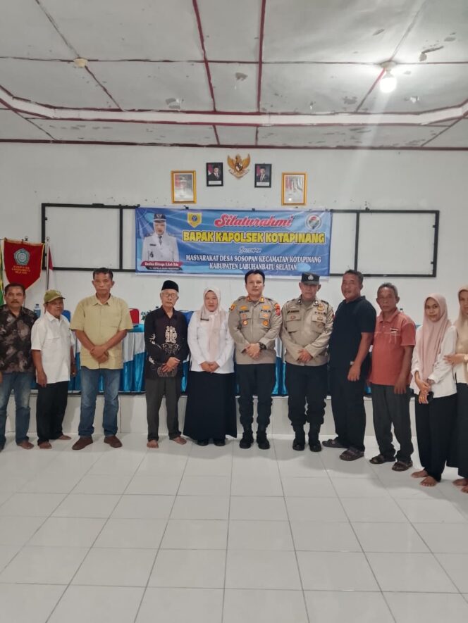 
					Kapolsek Kotapinang Turun ke Desa, Ajak Warga Perangi Pencurian Sawit, Narkoba dan Pelecehan Seksual Anak