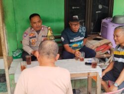 Bhabinkamtibmas Kelapa Dua Wetan Sosialisasikan Layanan Polisi 110, Ajak Warga Tingkatkan Kewaspadaan Lingkungan
