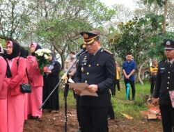 Polda Lampung Berduka: Kapolda Hadiri Upacara Pemakaman Bripka Anumerta Arya Supena yang Gugur Dalam Tugas