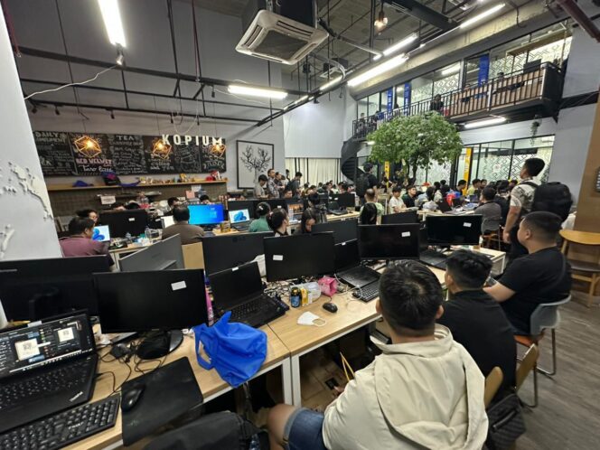 
					321 WNA Pelaku Judi Online Akan Dipindahkan ke Sejumlah Kantor Imigrasi untuk Pemeriksaan Lanjutan