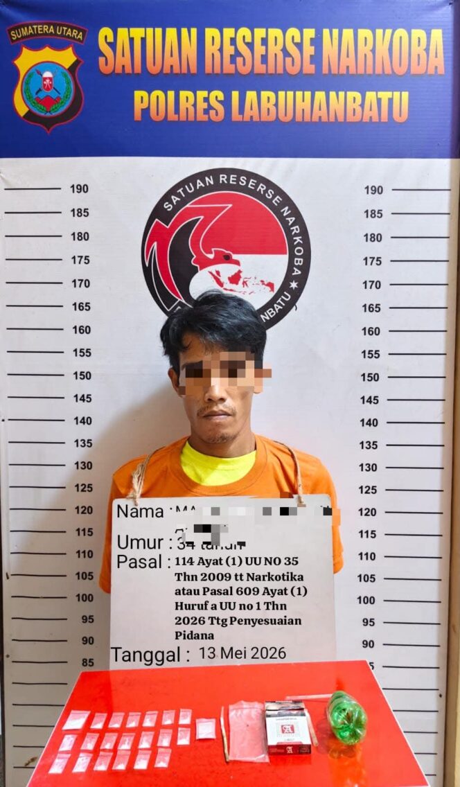 
					Pengedar Sabu di Kecamatan Rantau Selatan Ditangkap Polisi, 20 Paket Sabu Turut Diamankan 