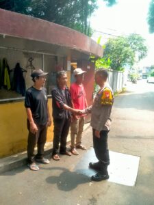 Bhabinkamtibmas Kelurahan Jati Gelar Cooling System Bersama Keamanan RW 07 Pulogadung